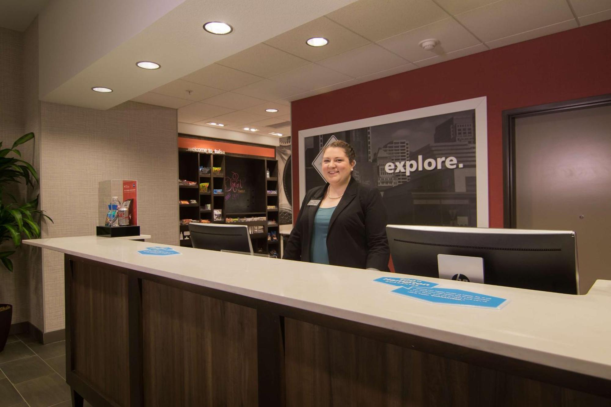 Hampton Inn & Suites Tulsa Downtown, Ok Extérieur photo